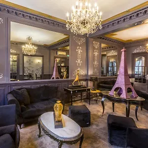 Louvre Hotel