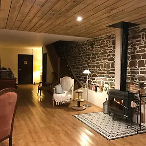 https://les-bouyeres-saint-malon-sur-mel.inbrittany.com