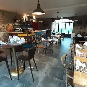 De Saint Jean Bed & Breakfast